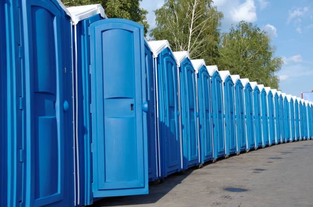 Porta potty delivery and setup in Marshall, VA